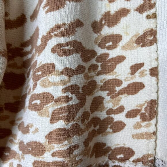 Chicos Sweater Womens Size 1 Cheetah Lace Hem Charlee Cardigan 100% Cotton - Picture 8 of 16
